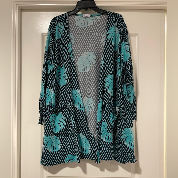 LuLaRoe Sweaters - Lularoe Tropical Leaf Caroline XL